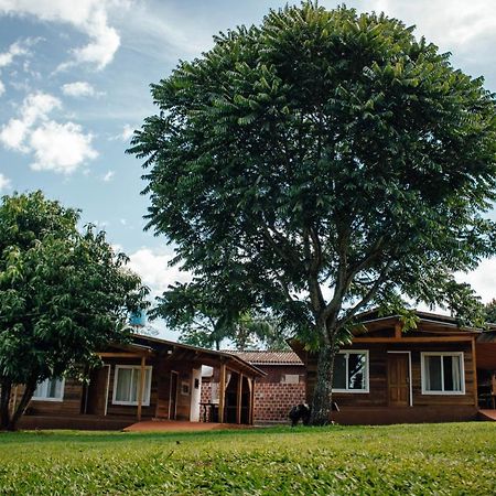 Cabanas La Amistad Puerto Iguazu Exterior photo